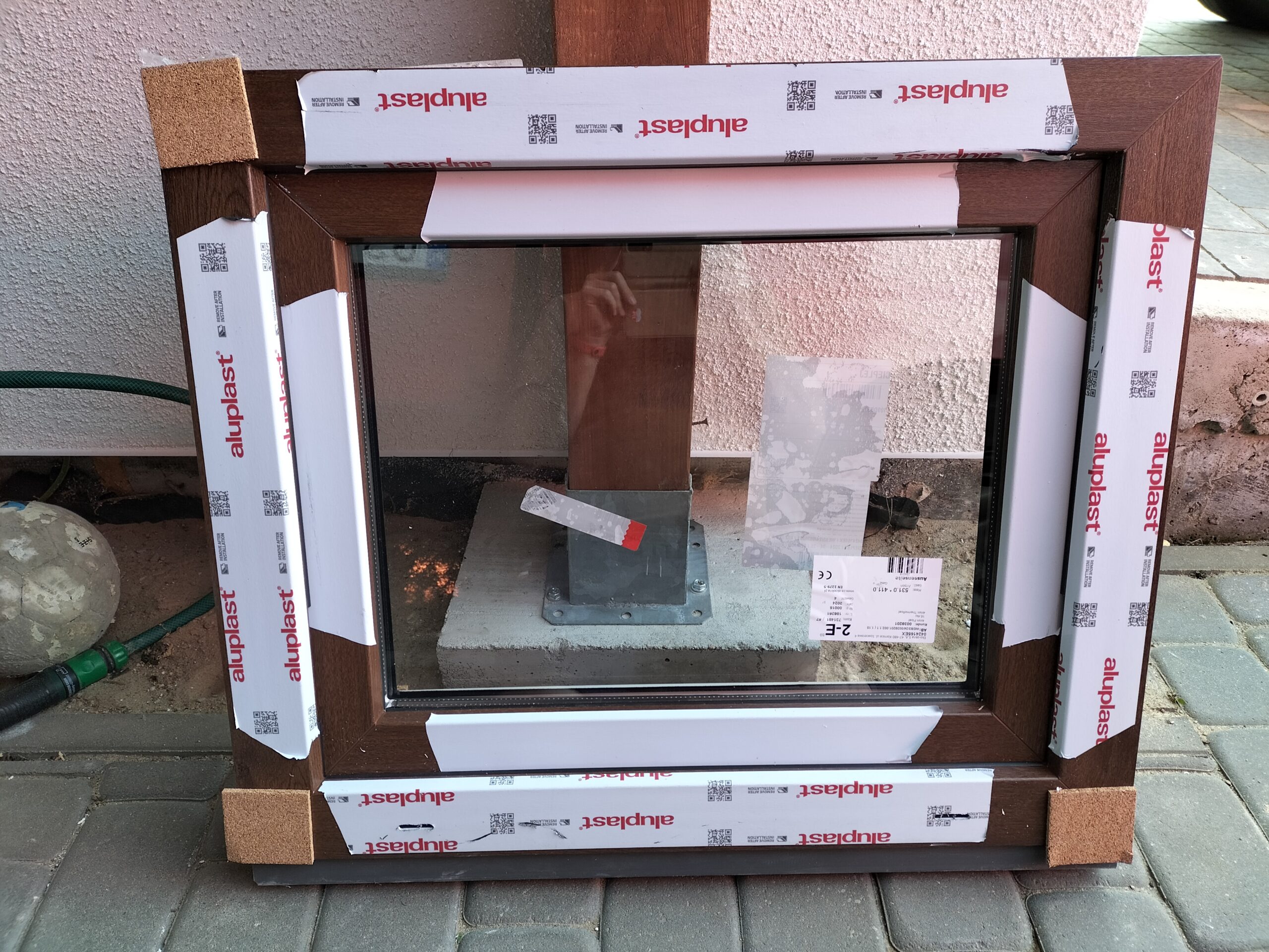 OKNO Aluplast 80 cm na 70 cm - obrazek 12